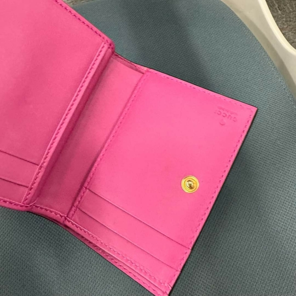 100% Authentic Gucci Padlock Leather Wallet - Picture 11 of 14